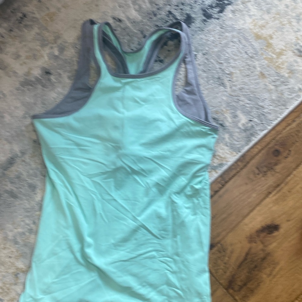 Lululemon athletic top